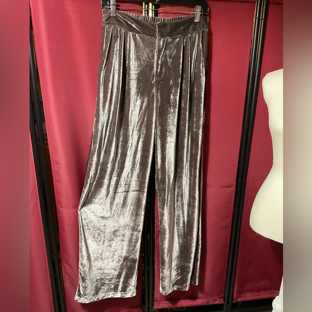 A New Day brown velvet wide leg pants size 8